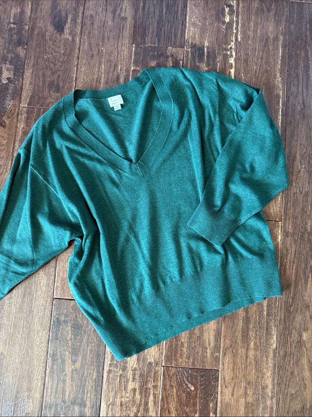 a new day Women's V-Neck Sweater in Teal Green